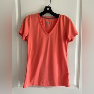 Nike Small Coral Dri-Fit Regular Fit V-Neck Tee